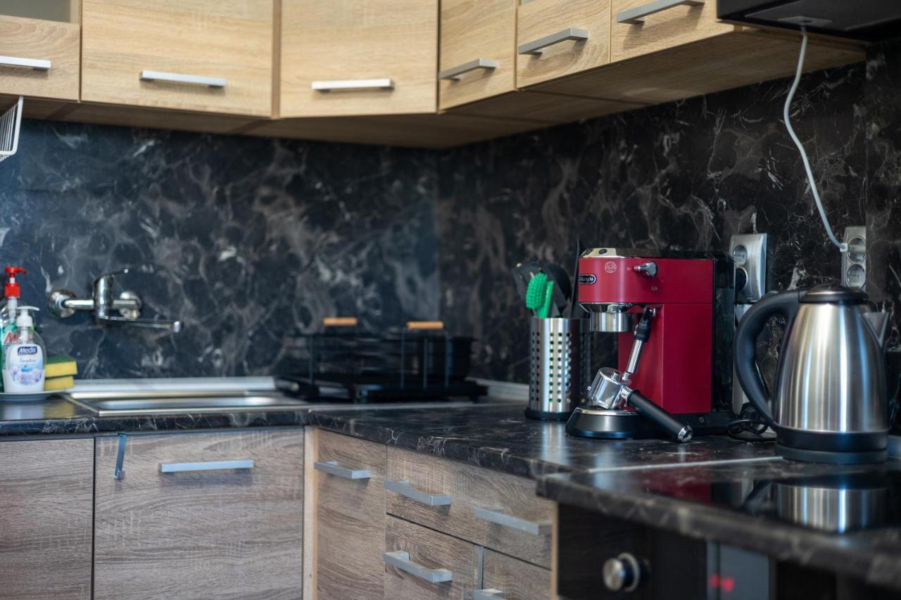 Sunny #1 Apartemen Sofia